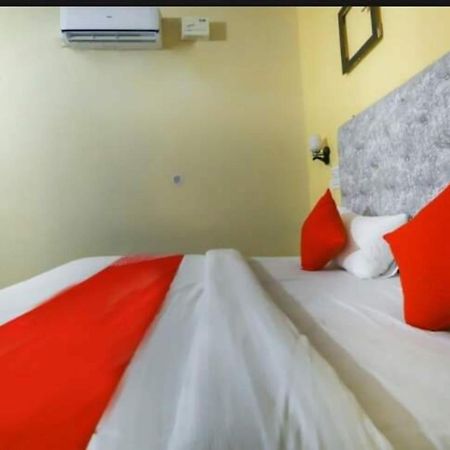 Oyo Green Villa Meerut Zewnętrze zdjęcie